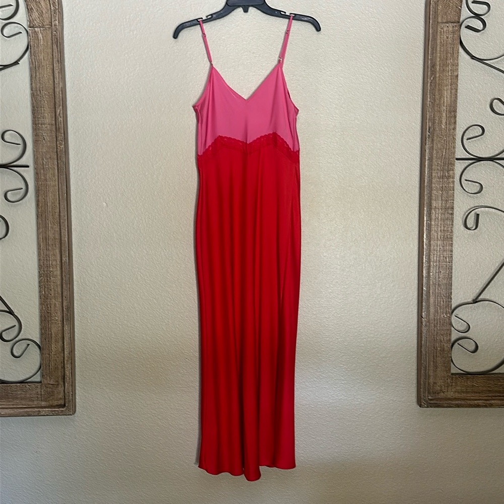 Gianni Bini x DANNIJO Helena Satin TwoTone Color Block ScoopNeck Midi SlipDress - Picture 4 of 9